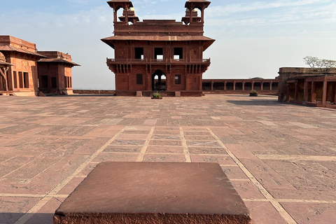 Same day Fatehpur Sikri tour with Agra fort