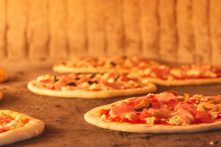 Sorrento: clase de preparación de pizza en la escuela de cocina de Tirabusciò