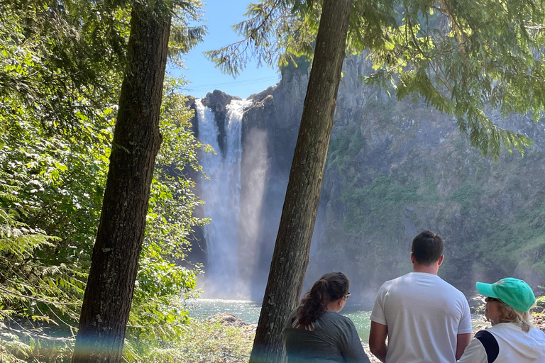 From Seattle: Snoqualmie Falls and Wineries Tour w/ Transfer