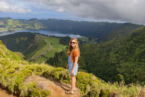 Tour di mezza giornata di Sete Cidades, Mosteiros e Ferraria