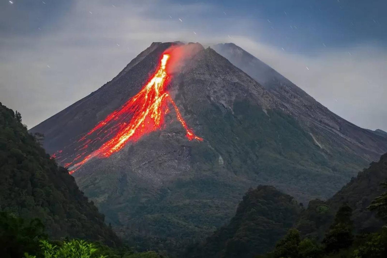 Yogyakarta: Borobudur, Prambanan Sunset & Merapi Lava View