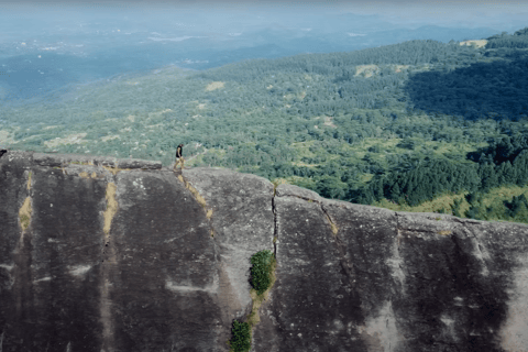 Kandy: Hanthana Lizard’s Back Hike