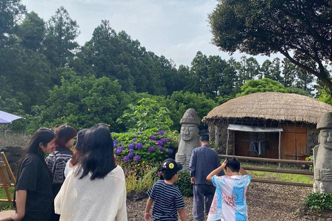 Gema oculta de Jeju: Tour privado todo incluido (Guía certificado)