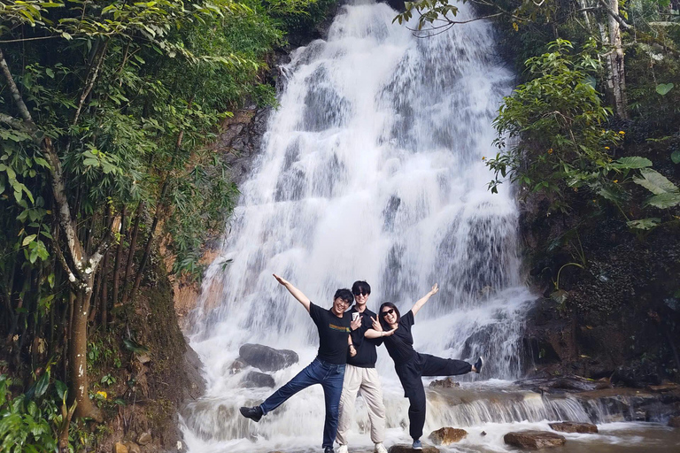 Sa Pa: Cat Cat Village Tour to Visit the Hmong People