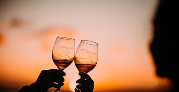 Santorini: Wine Tasting Tour with 12 Tastings and Snacks