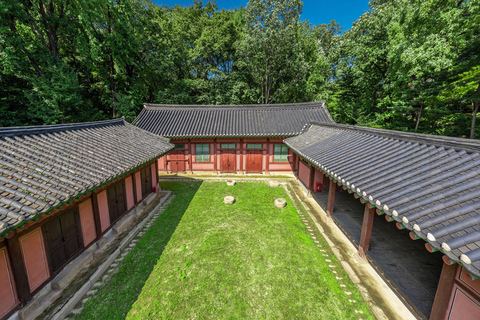 Seoul: Jongro UNESCO Heritage Small Group Walking Tour English Guide