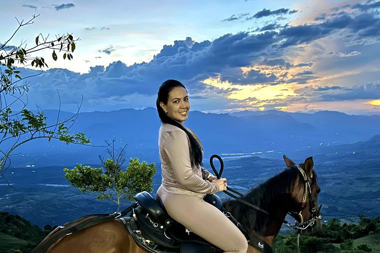 Medellín: Hacienda Adrenalina Paragliding, ATV Tour & Horses