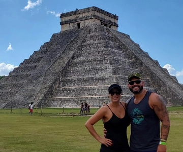 Tulum: Excursión de un día a Chichén Itzá, Cenote y Valladolid