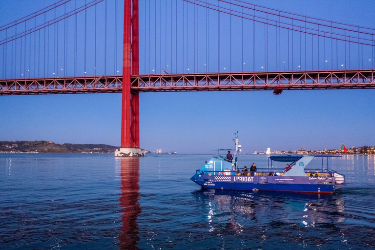 Lisbon: Sunset Cruise with Live DJ and Drinks