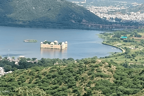 2 Days Jaipur City Tour: Discover the Pink City with fee