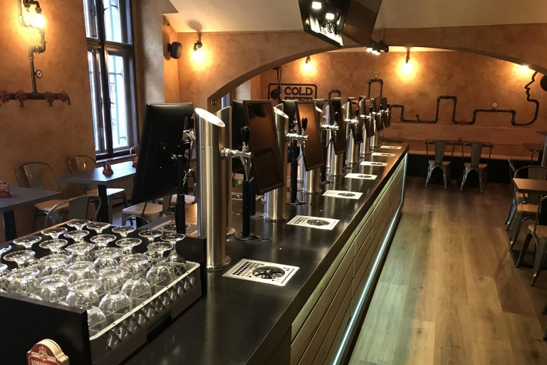 Prague : Dégustation de bières artisanales tchèques avec un robinet à bière à débit automatiqueCrédit de bière pour une dégustation de bière et de mets