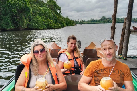 From Colombo: Galle Fort & Madu River Safari Escape From Colombo: Private Cultural Crafts & Beach Day Tour