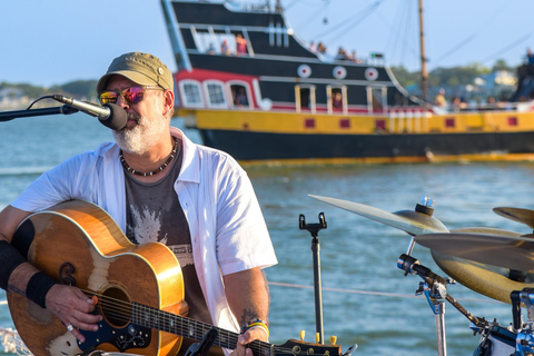 St. Augustine: Sunset Cruise with Live Music and Drinks Winter Sunset Sail with Live Music and Drinks