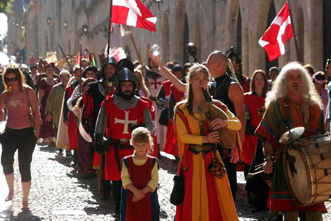 Rodes: Caça ao tesouro privada na cidade medieval com paradas para comer