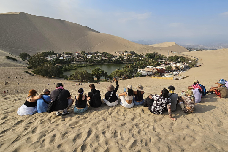 Desde Lima: Islas Ballestas, viñedos y Oasis de Huacachina en buggy(2 días)