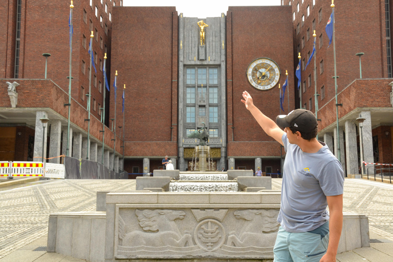 Oslo City Walk: Real Life, Raw Stories & Local Gems Tour in Italian