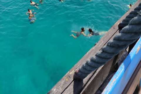 Hammamet: Immersive pirate boat adventure with a swim and show