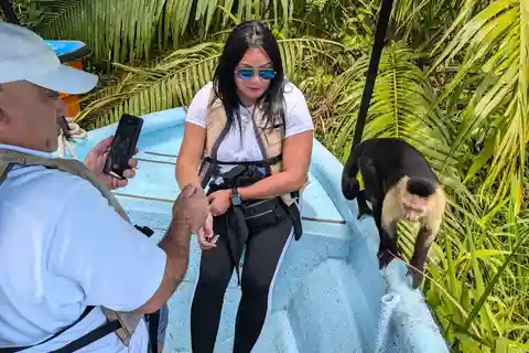 Ciudad de Panamá: Tour privado en barco por la Isla de los Monos y el Lago Gatún