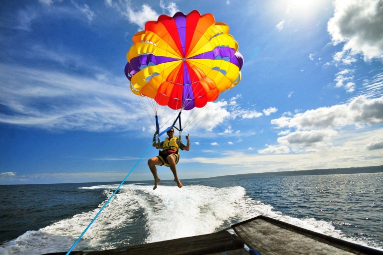 Marmaris : Activités nautiques avec Jetski, Flyboard, Jet CarExpérience en parachute ascensionnel