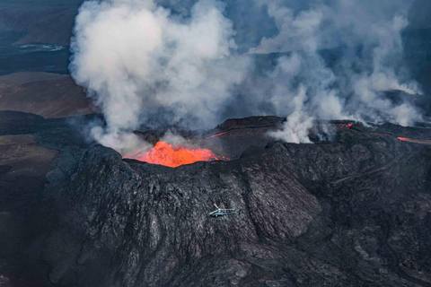 Reykjavik : visite touristique de 45 minutes du volcan en hélicoptère