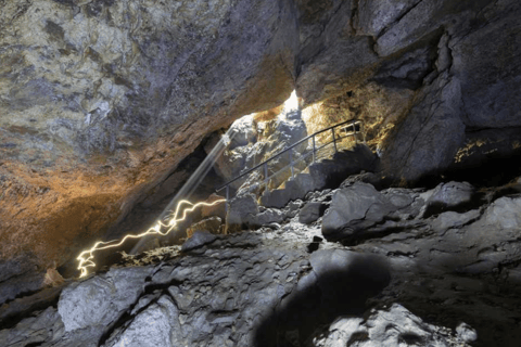 Pokhara in 12 uur: Zonsopgang, avontuur en landschappelijke schoonheid