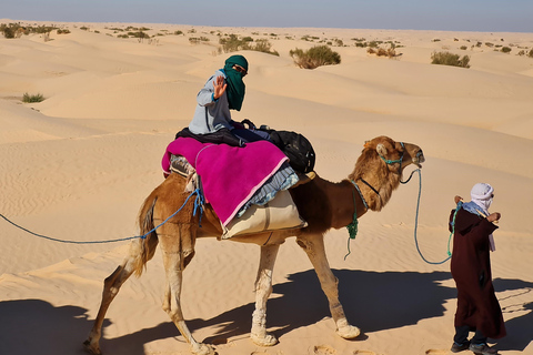 Douz Sahara: Trek and Yoga in a Nomadic Bivouac Douz Sahara: trek and yoga in a nomadic bivouac