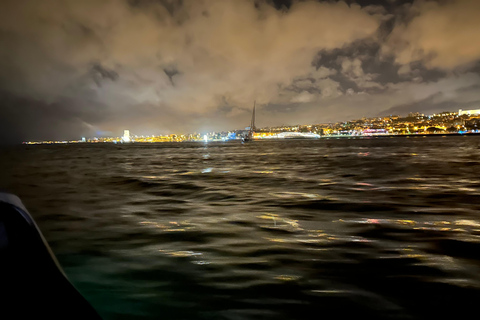 New Year’s Eve Luxury Boat – DJ, Buffet & Open Bar