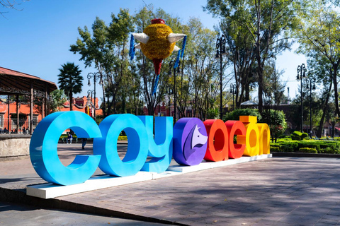 Full-day private tour from Mexico city to Coyoacán Mandarin Guided Tour