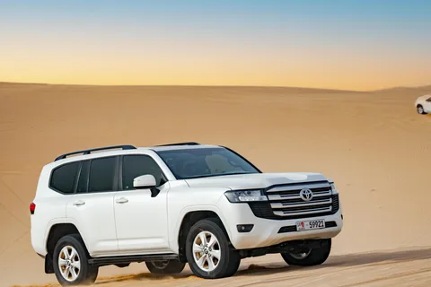 Abu Dhabi: Passeio matinal pelas dunas, passeio de camelo e sandboard