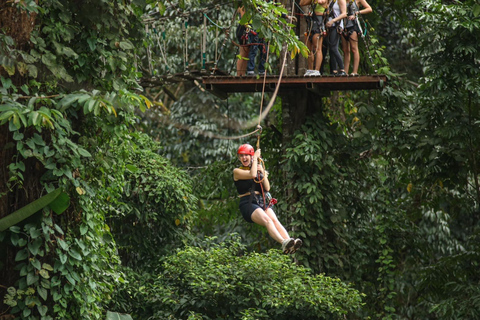 Chiang Mai: Avventura in Sky Hawk Zipline con ATV opzionalePacchetto E: Percorso completo Zipline + avventura ATV (con trasferimento)