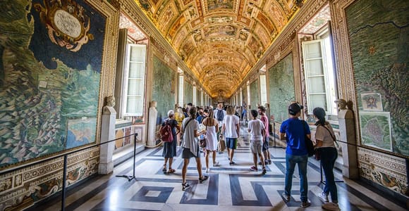 Vatican City: Papal Audience with Reserved Tickets & Guide