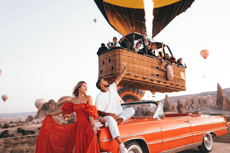 Cappadocia : Sunrise / Sunset Classic Car TourCappadocia : Sunrise Classic Car Tour