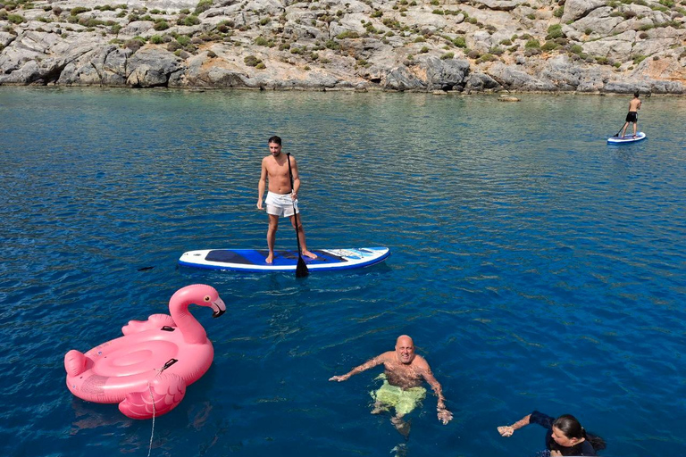 Ayia Napa: Private Sunset Cruise with Snacks and Drinks Ayia Napa: Private Sunset Cruise with Prossecco and Snacks
