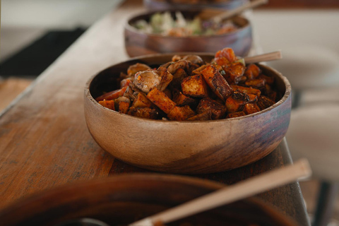 Nusa Lembongan: 4-in-1 Half-Day Catamaran Snorkeling Cruise Sunset Snorkel Cruise with Snacks & Dinner