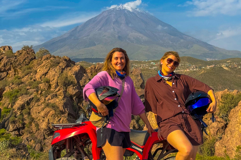 Arequipa: Quad Bike Adventure in Parque de la Rocas Arequipa: Private tour, quad biking in Parque de las Rocas