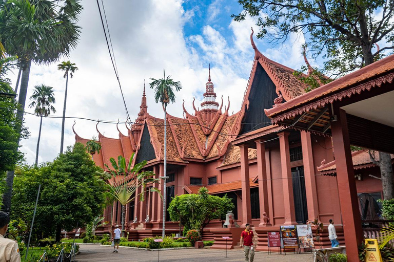 Phnom Penh: City Tour and Evening Foodie Full-Day Haft Day: Historical Tour + English Guide