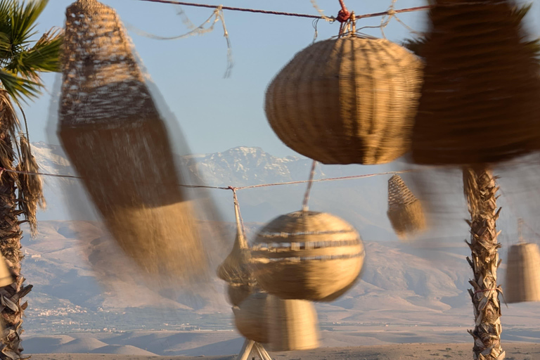 Marrakesch: Dinner-Show in der Wüste Agafay, Kamelritt und 1 Stunde BuggyfahrtMarrakech: Agafay Wüsten-Dinner-Show und Kamel-Ritt