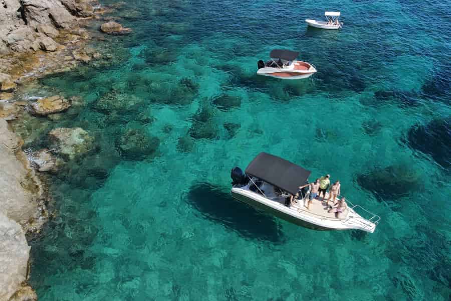 Blaue Höhle – Grüne Höhlen – Sandstrand von Lopud – Tour mit Getränk. Foto: GetYourGuide