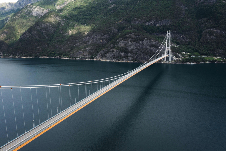 Oslo: 7-Day Hardangerfjord in Nutshell with Scenic Cruise