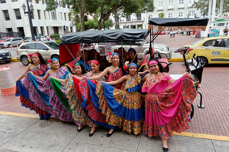 Panama City: Guided Carriage Tour in the Old Town