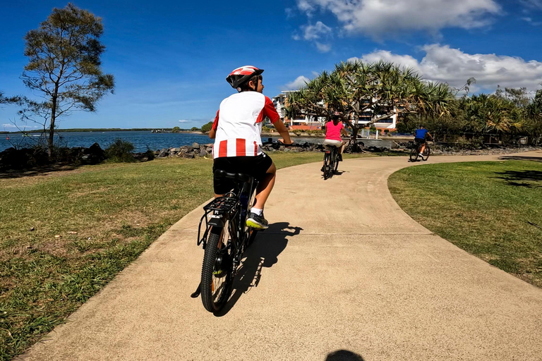 Caloundra: Golden Beach & Headland Memorial E-Bike Tour