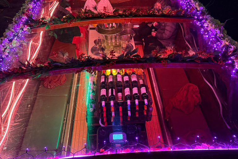 Amsterdam: Discreet Luxury Smoke-Friendly Canal Cruise Amsterdam: Discreet Luxury Smoke-Friendly Canal Boat Cruise