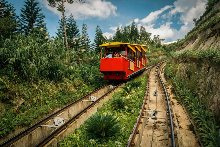 Hoi An: 3 Optionen für die Tagestour zu den Ba Na Hills und der Goldenen BrückeHoi An: Ba Na Hills Goldene Brücke Hin- und Rückfahrt mit dem Shuttlebus