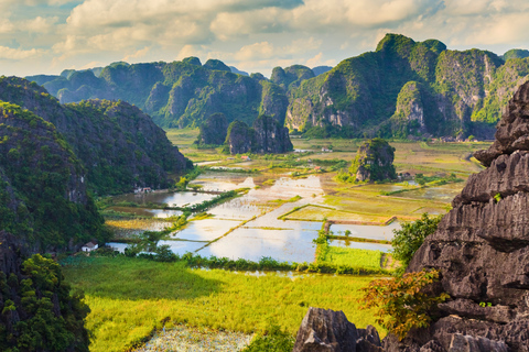 Hanoi: 4-Days UNESCO Luxury Ha Long/Lan Ha & Ninh Binh Tour 4D3N with 3-Star Overnight Cruise in Halong Bay