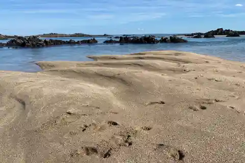 Sail into the heart of the bay