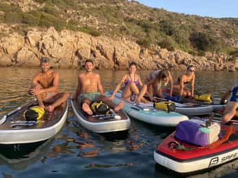 Sardegna: Tour in SUP Paddleboard all'alba, lezione e colazione