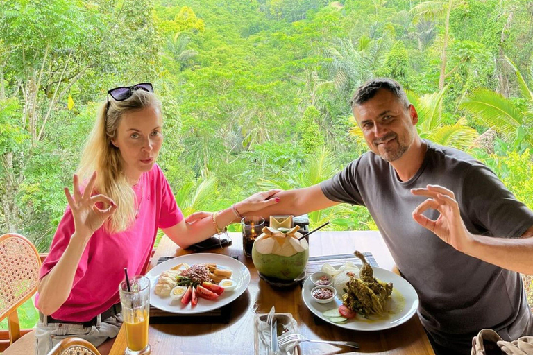 Ubud: Kanto Lampo Waterfalls, Jungle Swing, Rice Terrace Private Tour without Entry Tickets