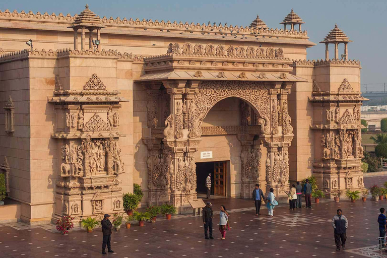 Delhi: Akshardham light &amp; fountain show (Evening show)