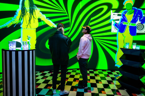 Houston: Meow Wolf - Radio Tave Ticket Houston: Meow Wolf's Radio Tave Ticket