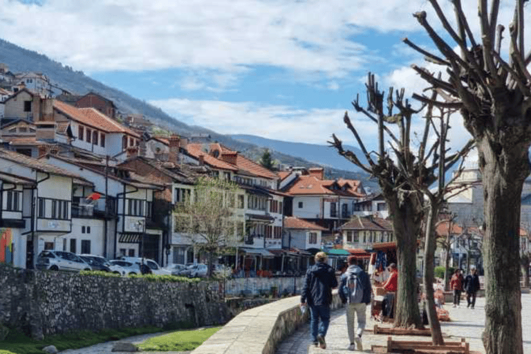 De Tirana et Durresi, Prishtina et Prizren - Kosovo, Tour